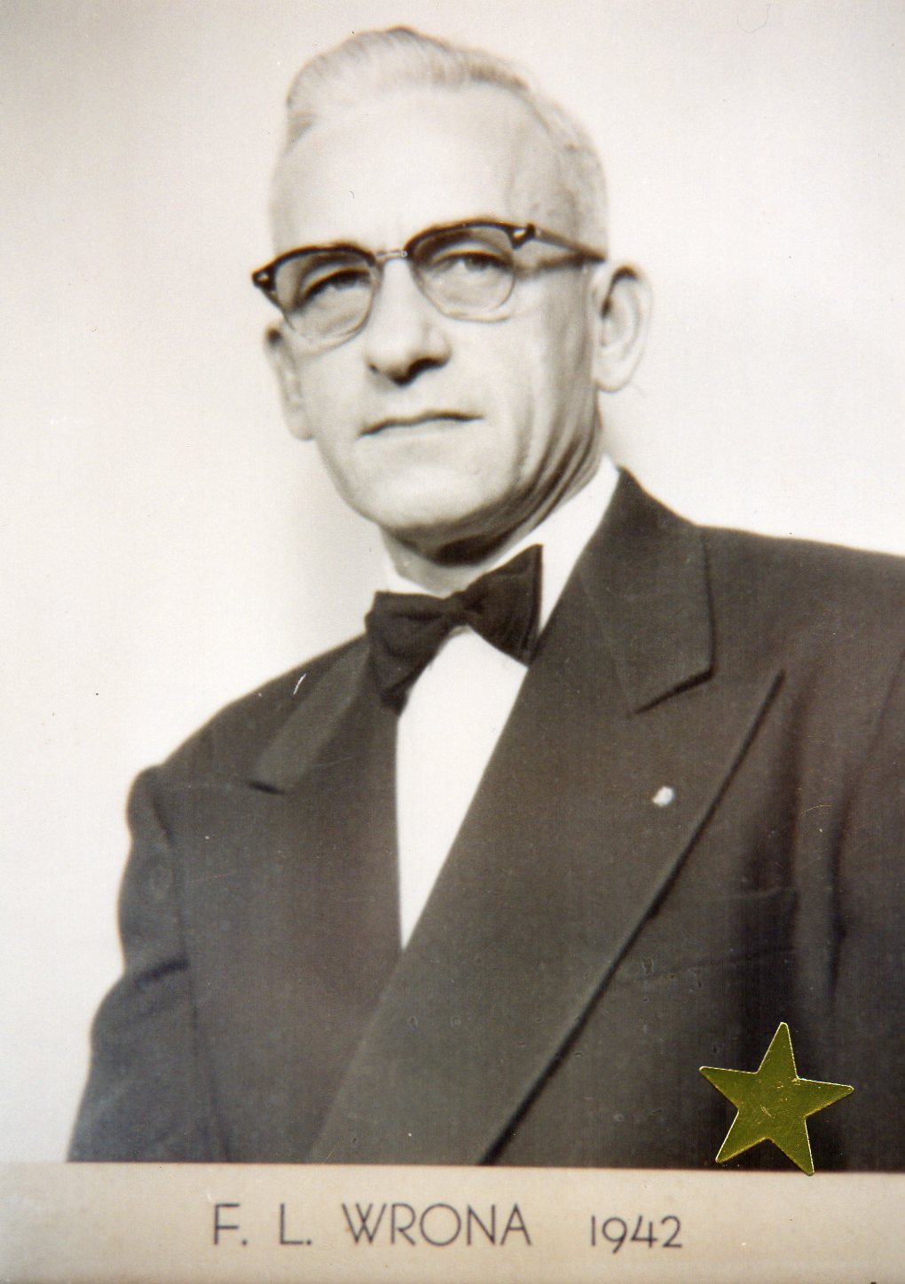 1942 Frank Wrona