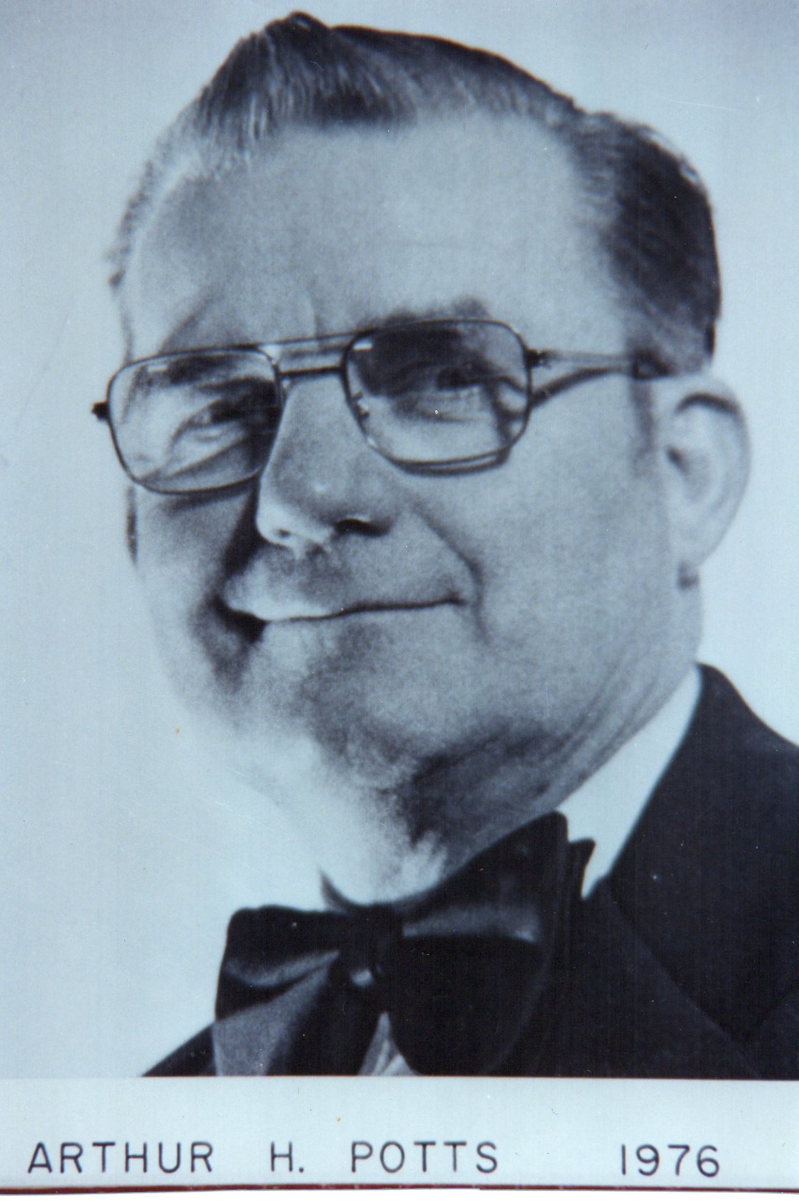 1976 Arthur Potts